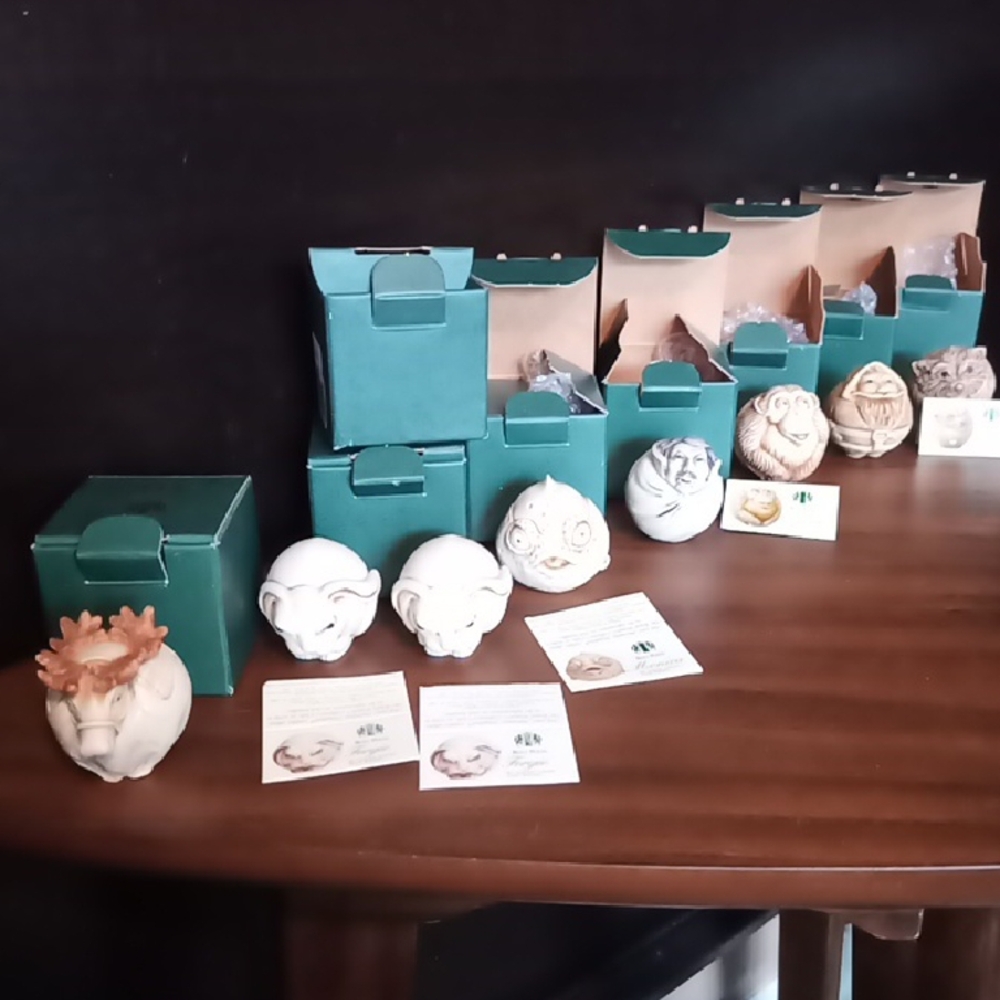 Set of 8 -Harmony KinGdom Roly Poly w/Box FERGIE -Monica... Sculptures Figurines